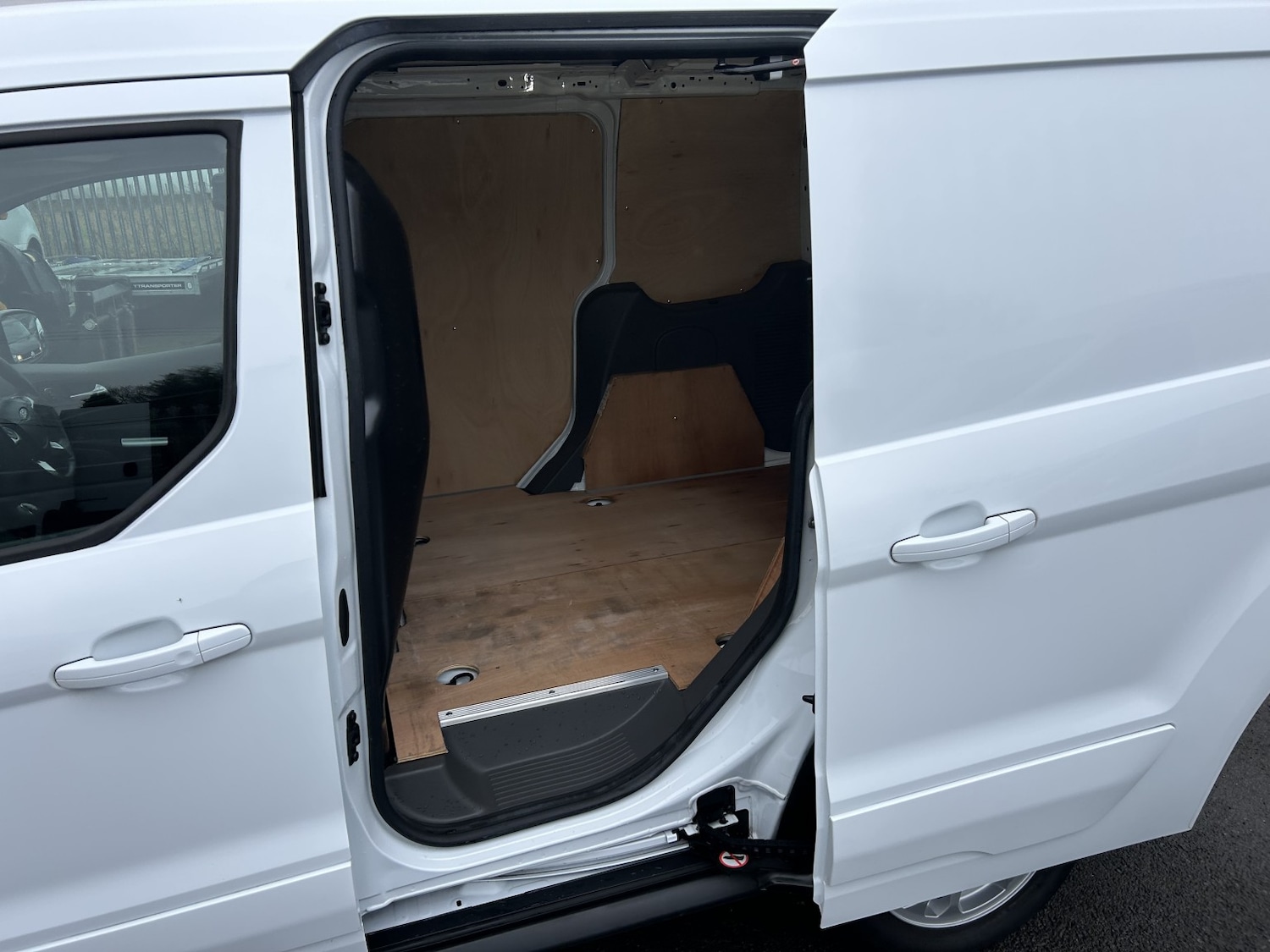 Used Ford Transit Connect 2023 for sale - 77649586: Photo 8