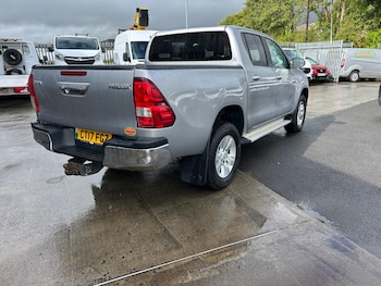 Used Toyota Hilux 2017 for sale - 75944959: Photo
