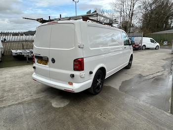 Used Volkswagen Transporter 2019 for sale - 77501458: Photo