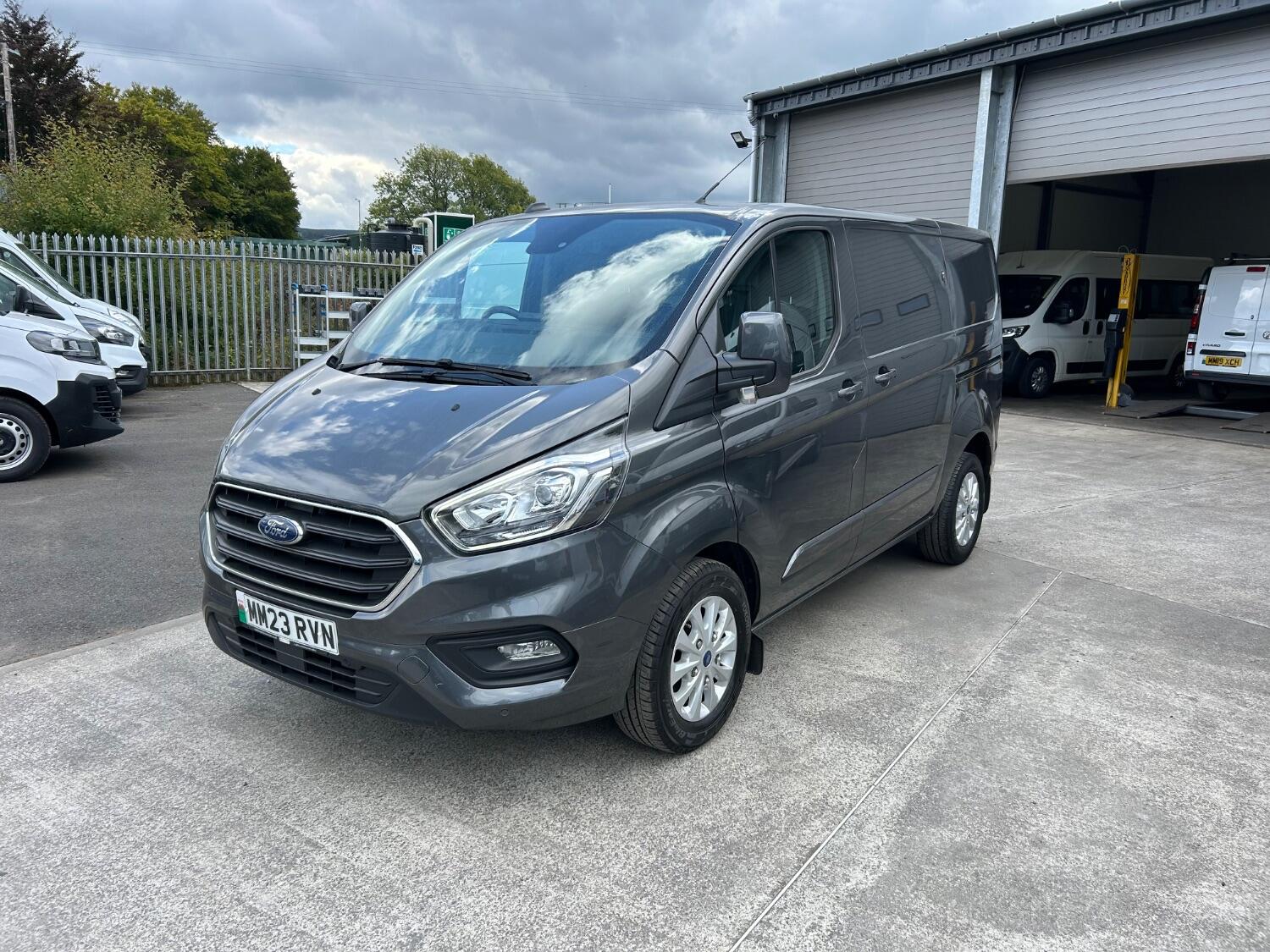 Used Ford Transit Custom 2023 for sale - 76114027: Photo 1
