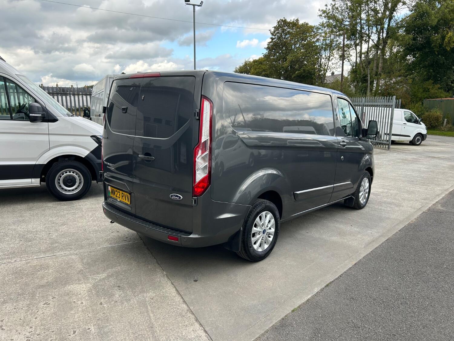 Used Ford Transit Custom 2023 for sale - 76114027: Photo 4