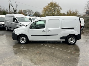 Used Renault Kangoo Maxi 2019 for sale - 76594599: Photo
