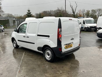 Used Renault Kangoo Maxi 2019 for sale - 76594599: Photo