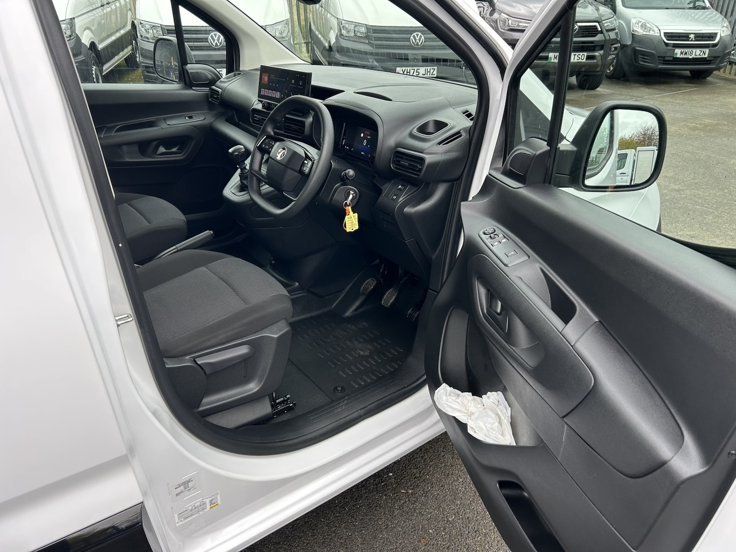 Used Vauxhall Combo 2024 for sale - 76421835: Photo 10