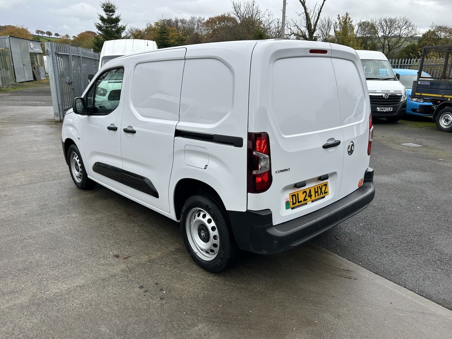Used Vauxhall Combo 2024 for sale - 76421835: Photo 3