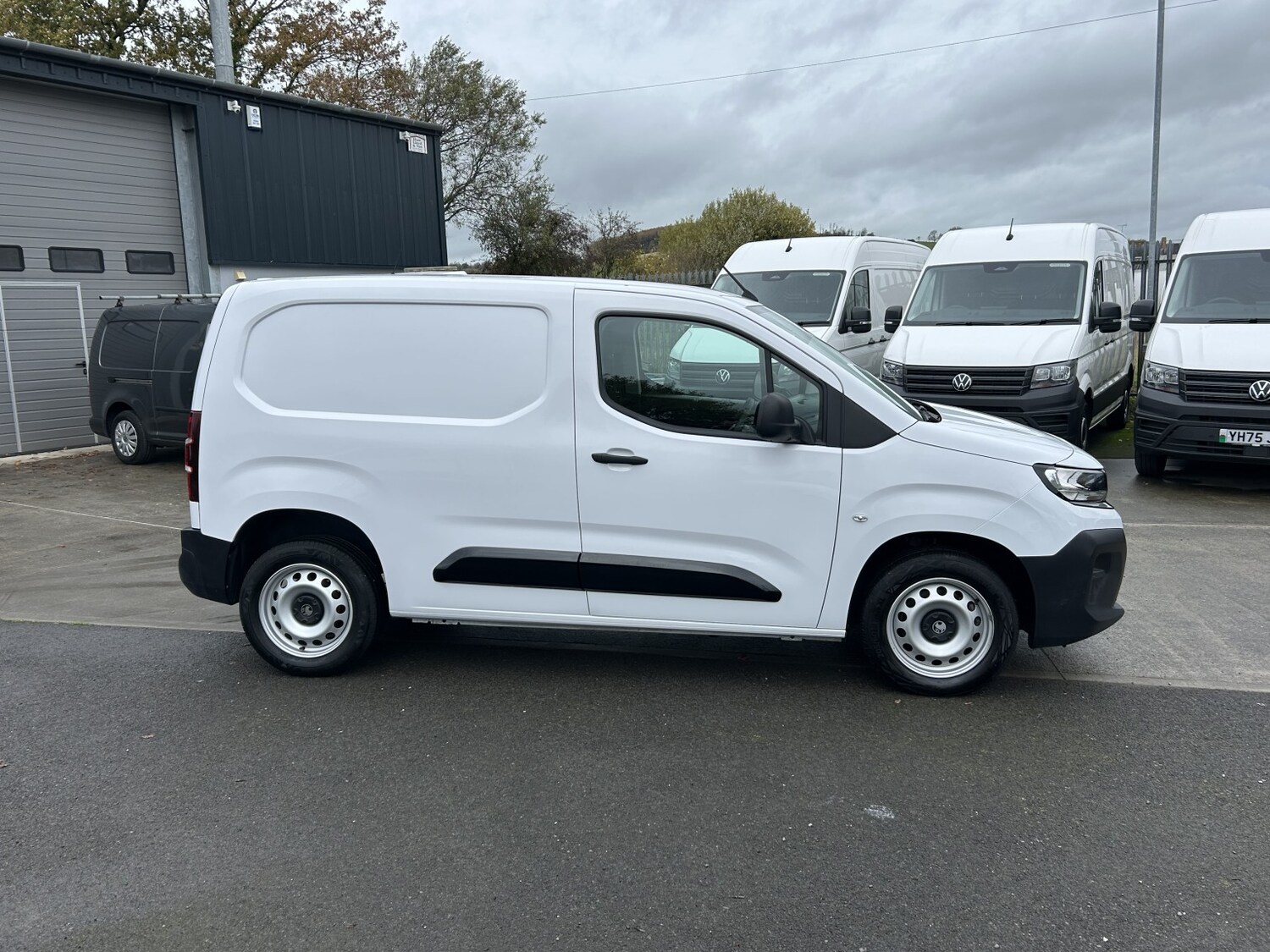 Used Vauxhall Combo 2024 for sale - 76421835: Photo 5