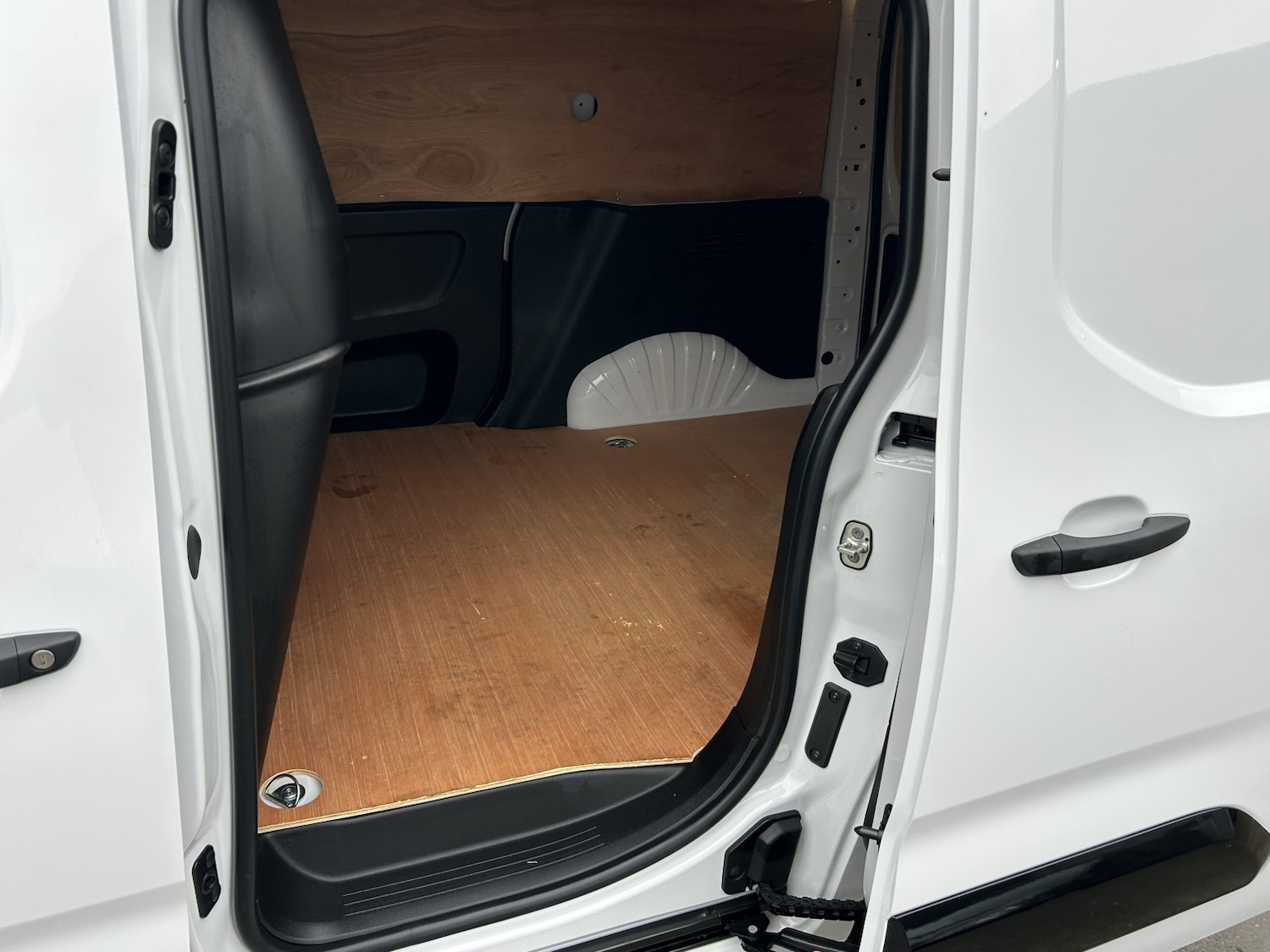 Used Vauxhall Combo 2024 for sale - 76421835: Photo 7