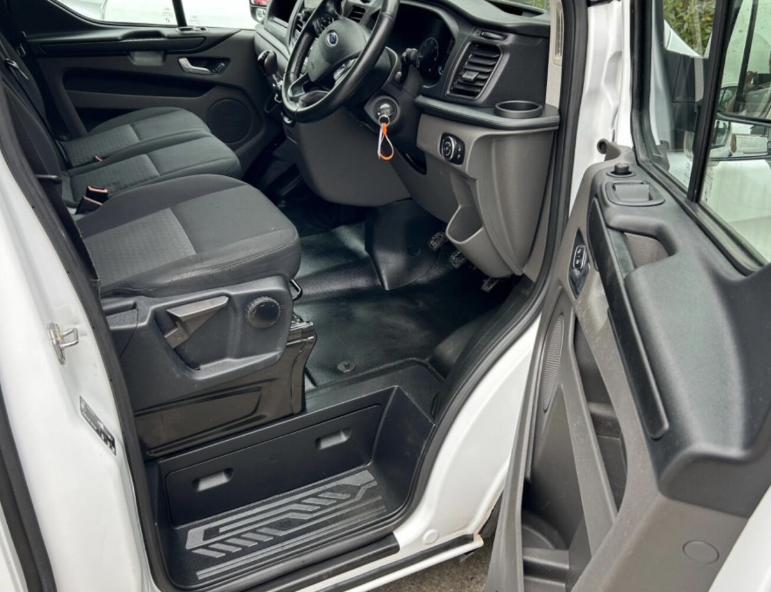 Used Ford Transit Custom 2020 for sale - 77054774: Photo 10