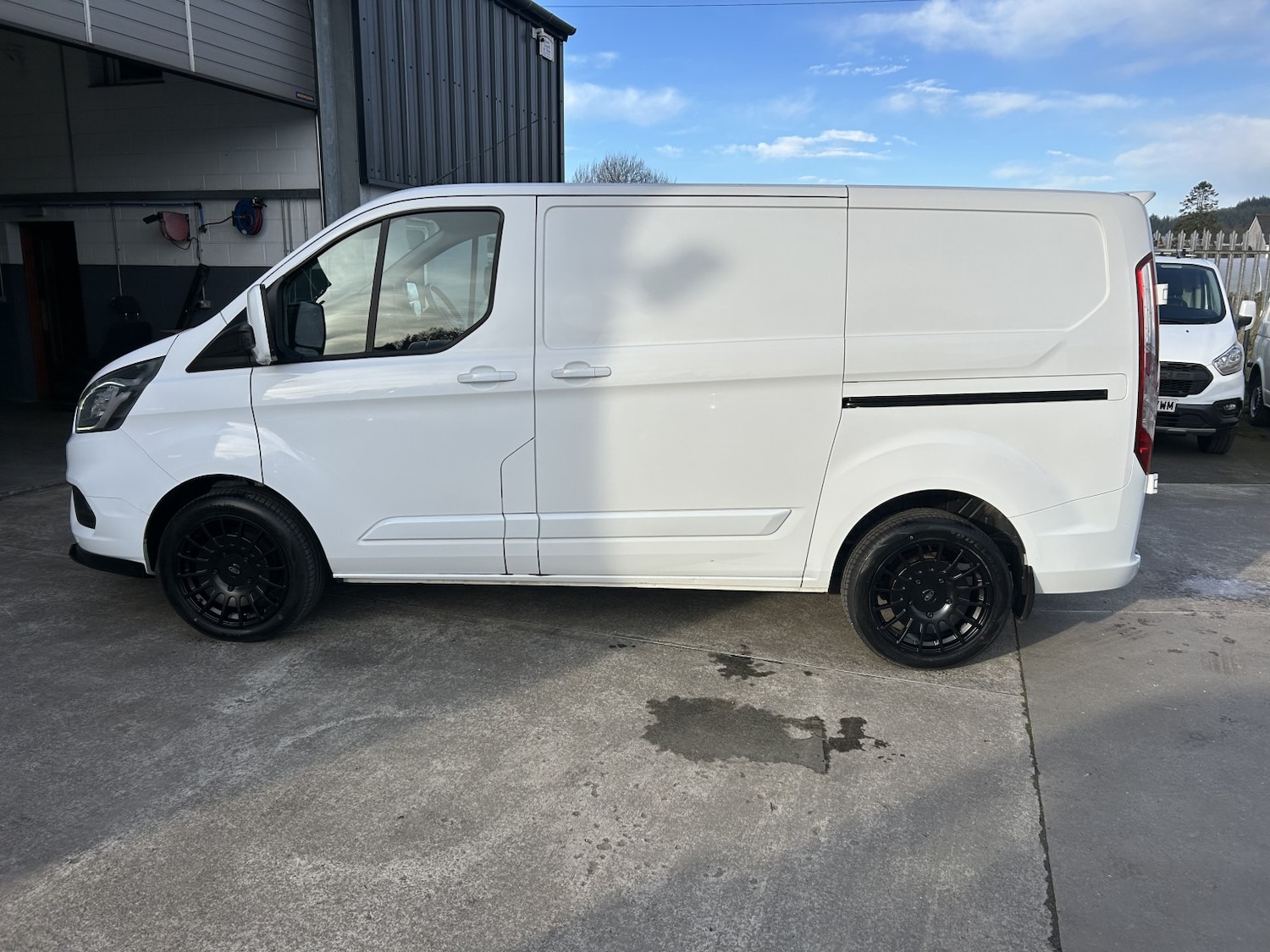 Used Ford Transit Custom 2020 for sale - 77054774: Photo 2