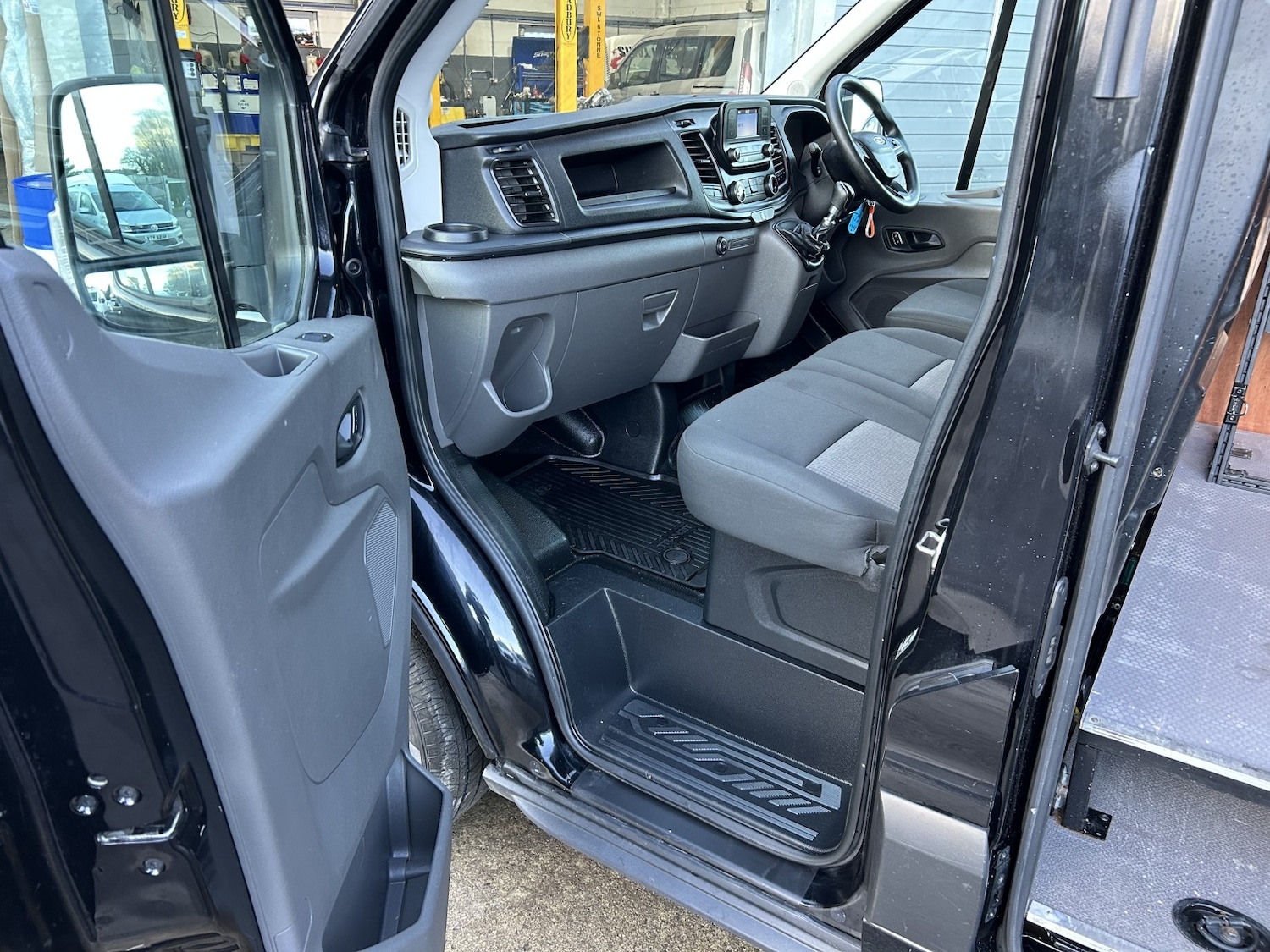 Used Ford Transit 2020 for sale - 76979519: Photo 11