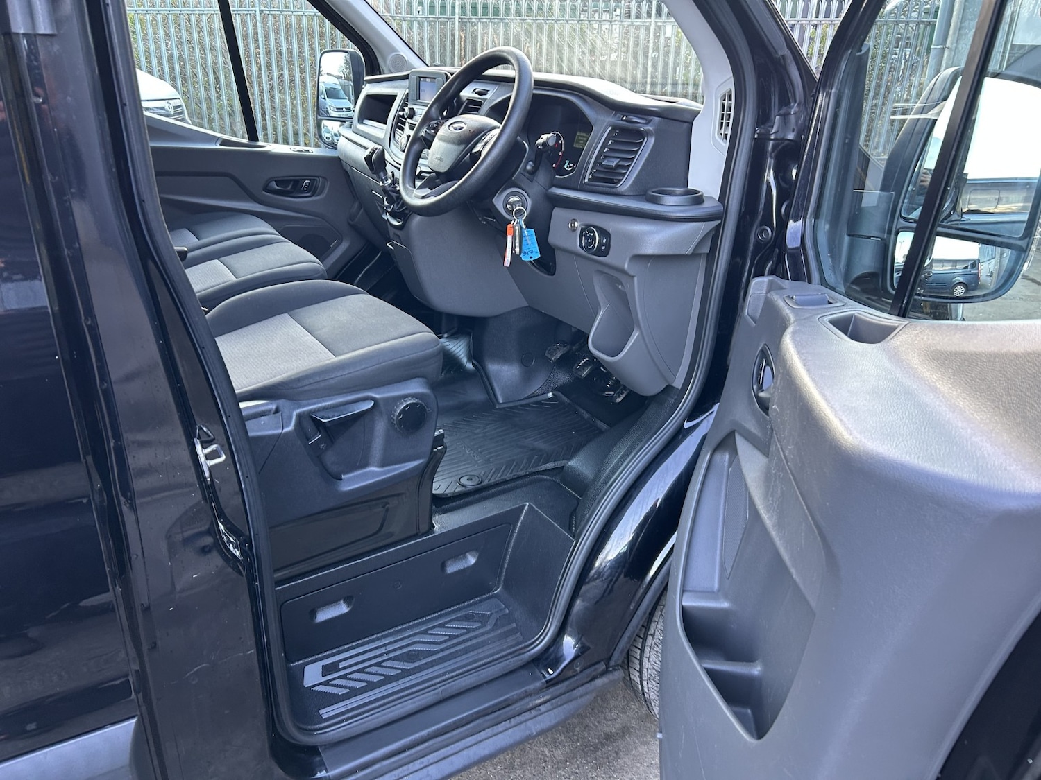 Used Ford Transit 2020 for sale - 76979519: Photo 12