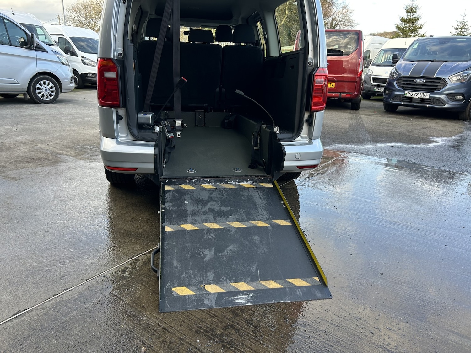 Used Volkswagen Caddy Maxi Life 2017 for sale - 77687665: Photo 7