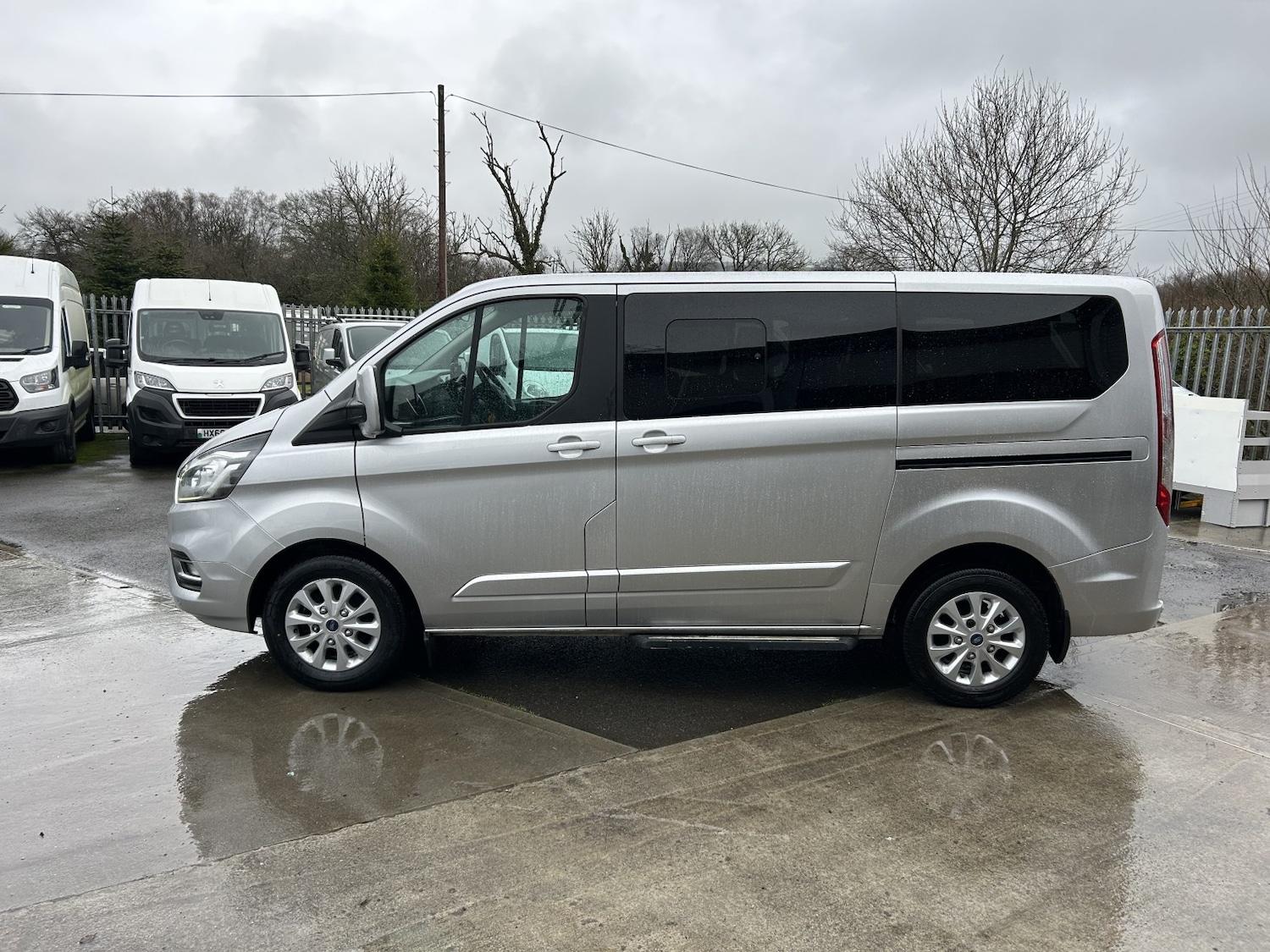 Used Ford Tourneo Custom 2018 for sale - 77207148: Photo 2