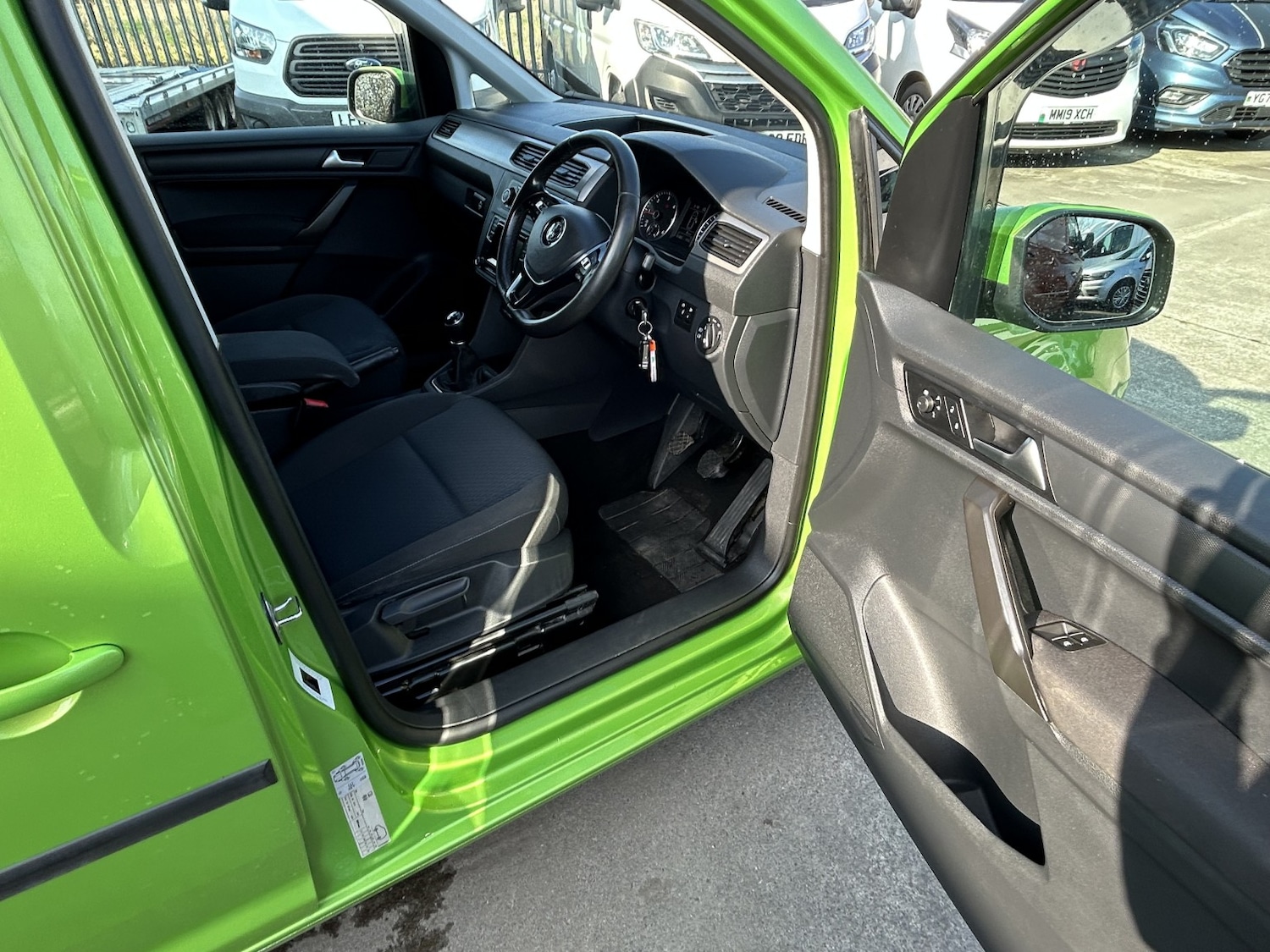 Used Volkswagen Caddy Maxi Life 2019 for sale - 77789354: Photo 11