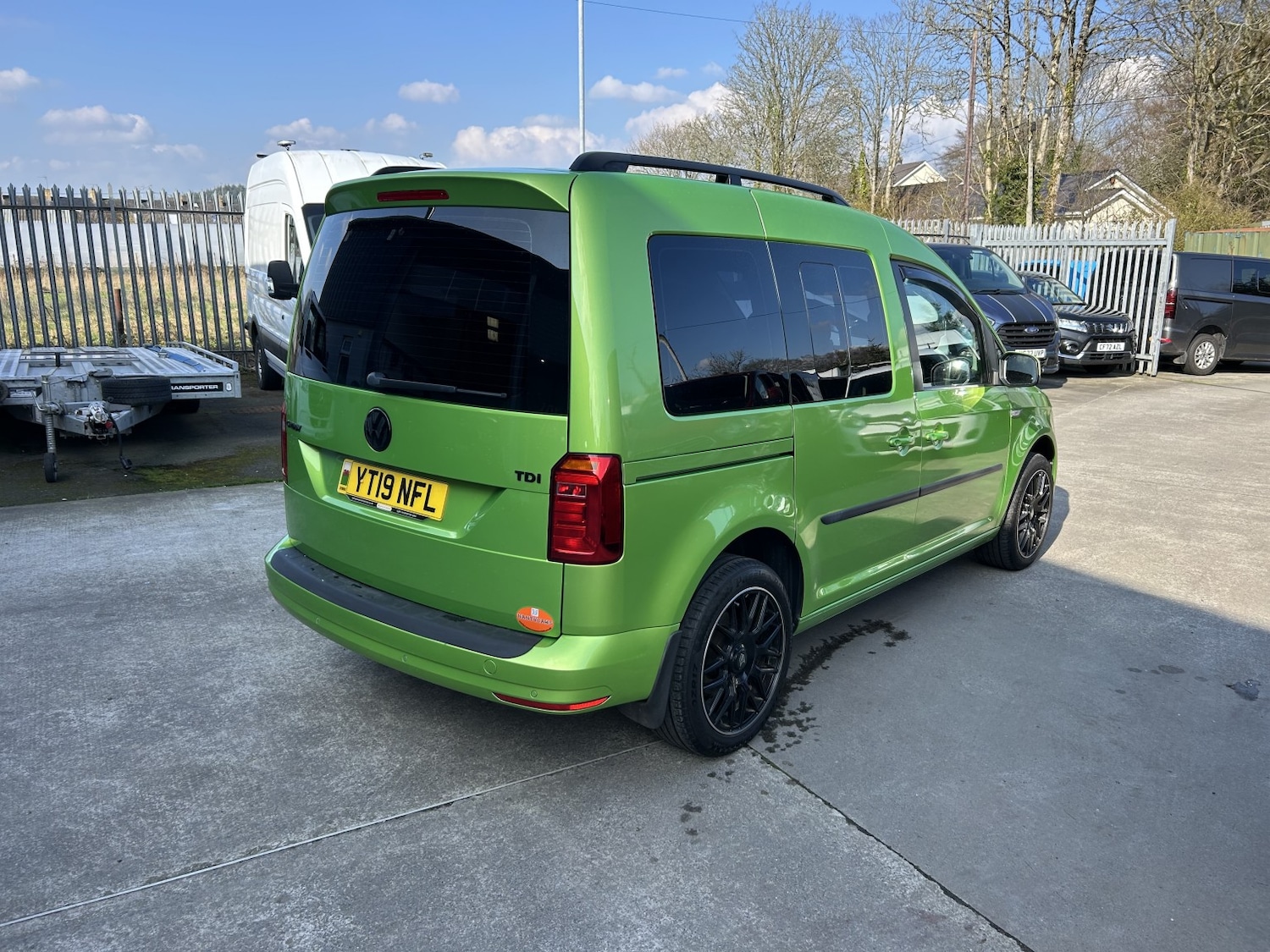 Used Volkswagen Caddy Maxi Life 2019 for sale - 77789354: Photo 4