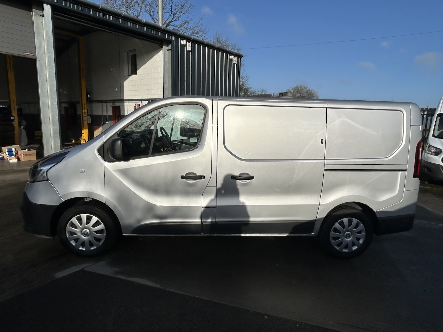 Used Renault Trafic 2021 for sale - 77915747: Photo 2