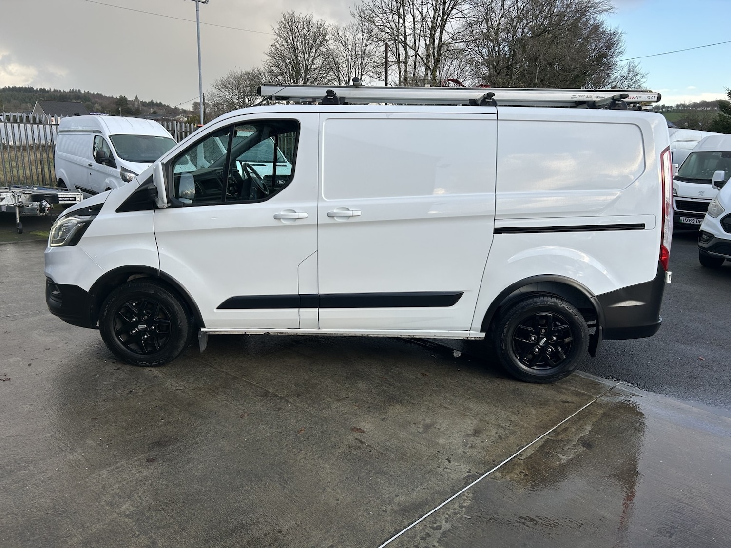Used Ford Transit Custom 2022 for sale - 77023170: Photo 2