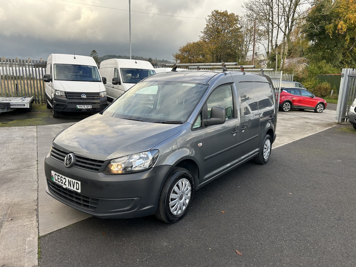 Used Volkswagen Caddy Maxi 2012 for sale - 76378987: Photo 1