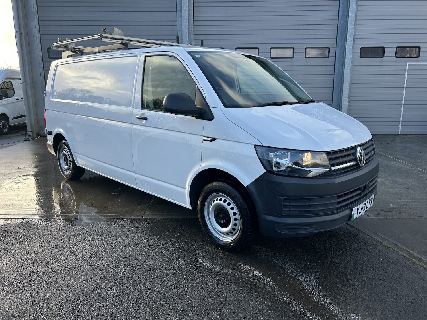 Used Volkswagen Transporter 2019 for sale - 77023166: Photo 6
