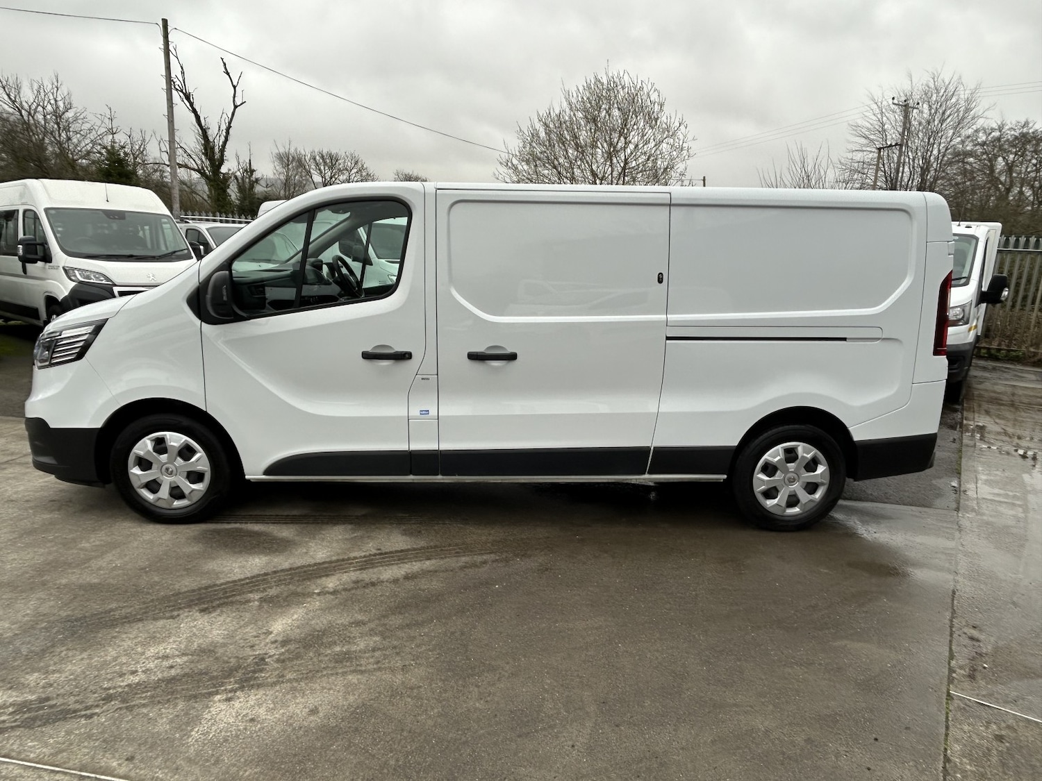 Used Renault Trafic 2023 for sale - 77915734: Photo 2