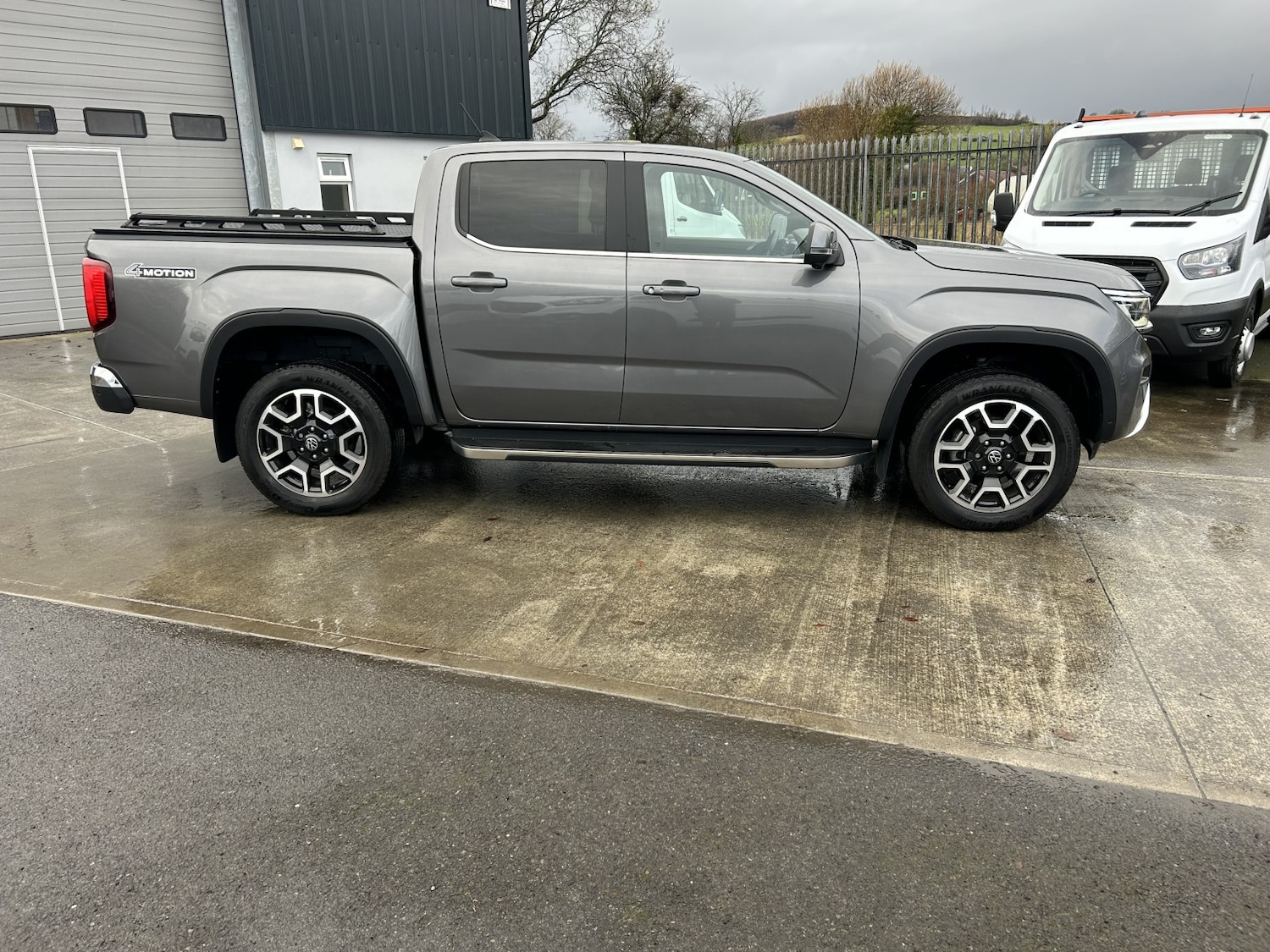 Used Volkswagen Amarok 2024 for sale - 76853504: Photo 5