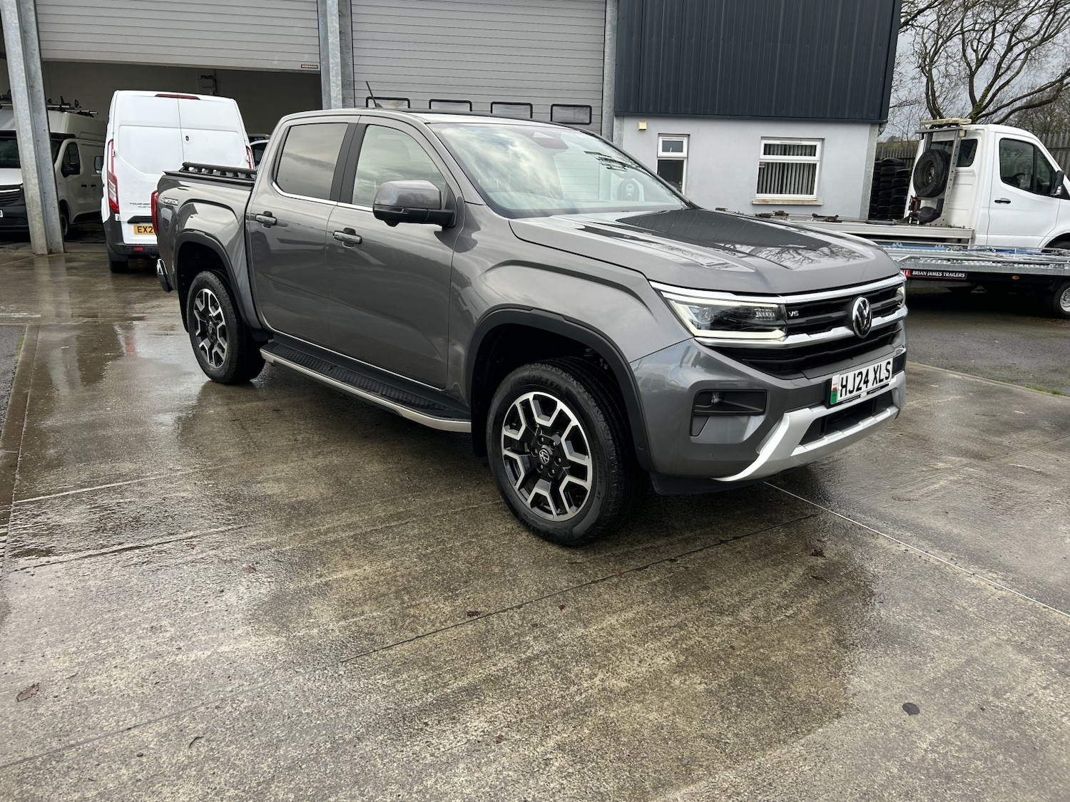 Used Volkswagen Amarok 2024 for sale - 76853504: Photo 6