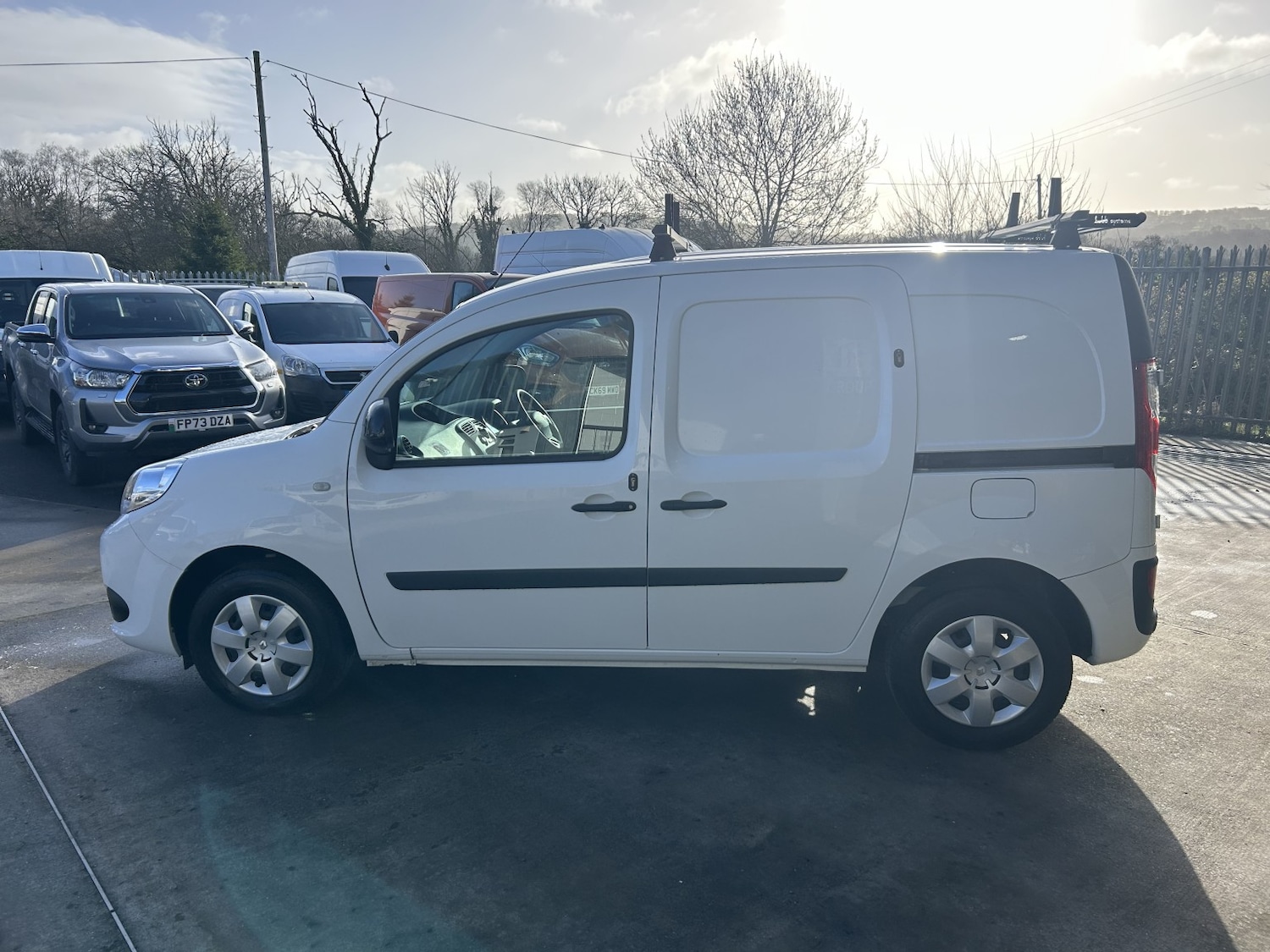 Used Renault Kangoo 2021 for sale - 77915723: Photo 2