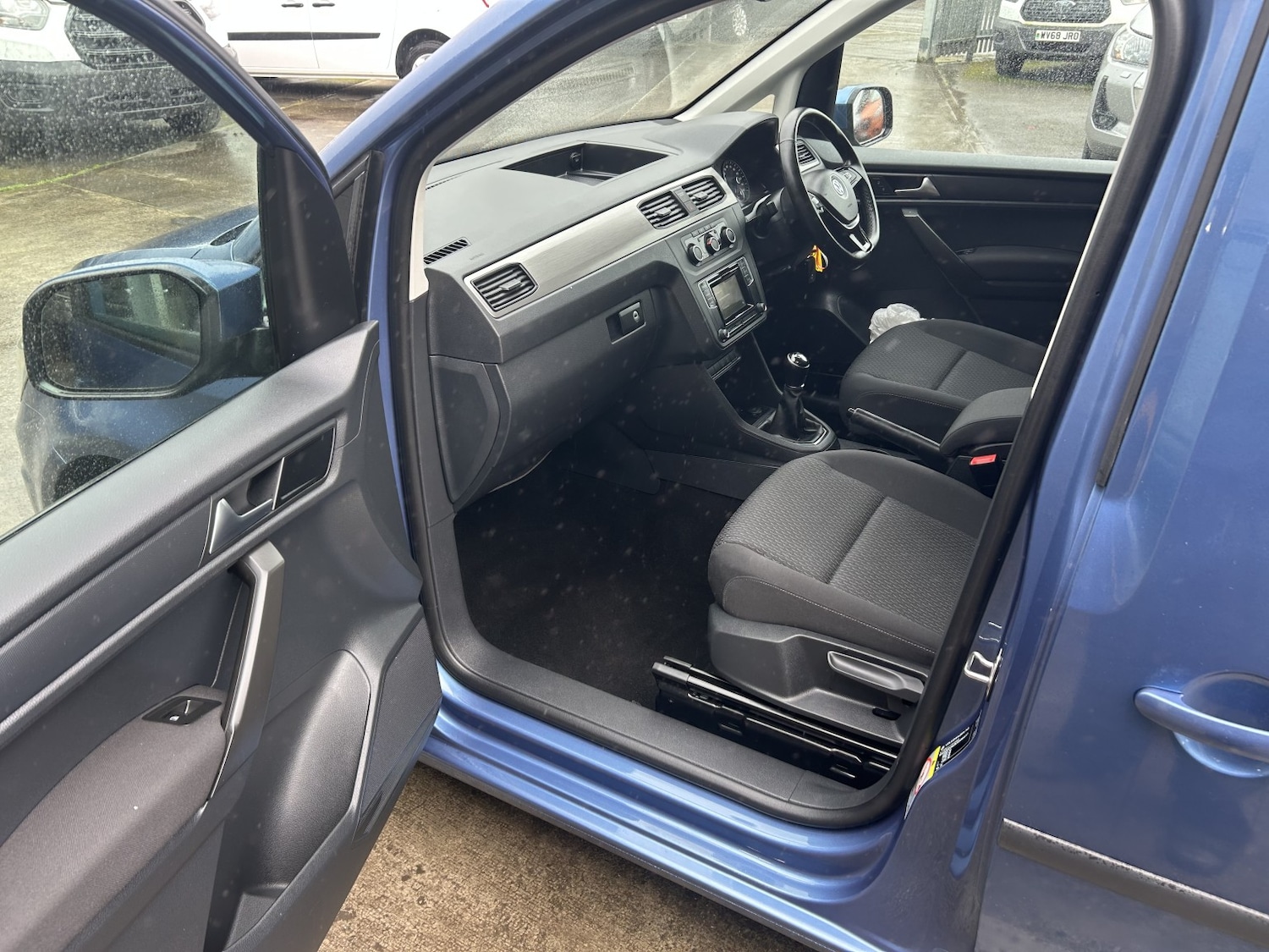 Used Volkswagen Caddy Maxi Life 2019 for sale - 77915758: Photo 10