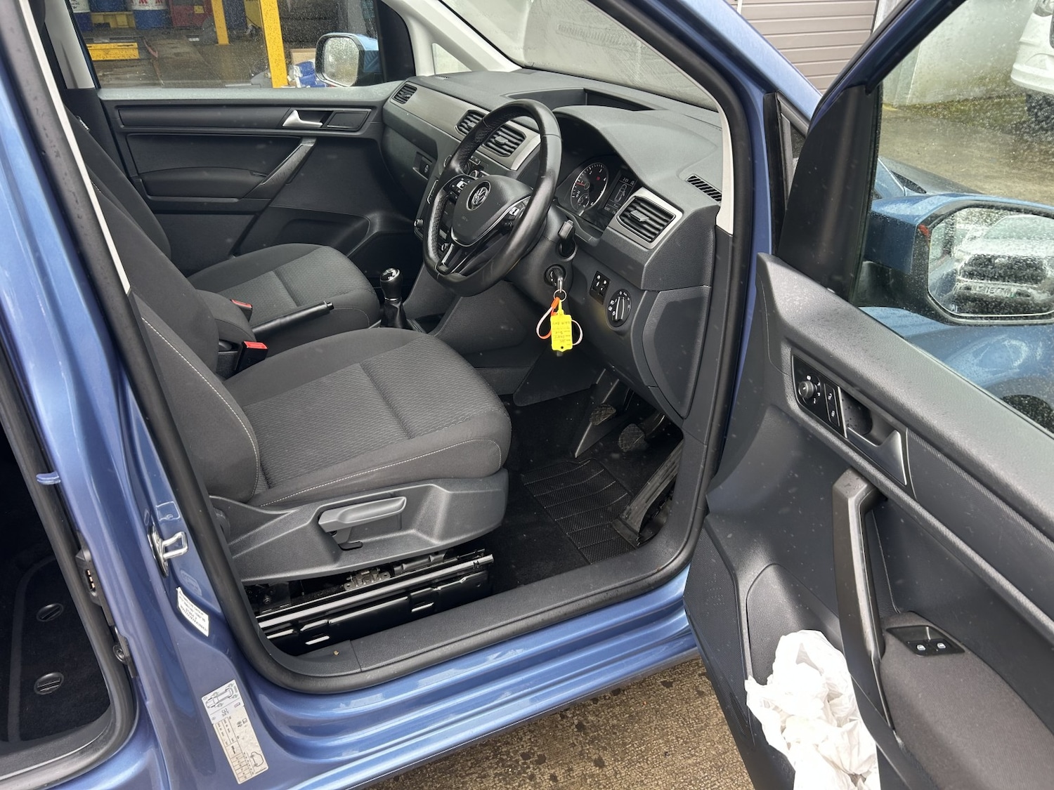 Used Volkswagen Caddy Maxi Life 2019 for sale - 77915758: Photo 14