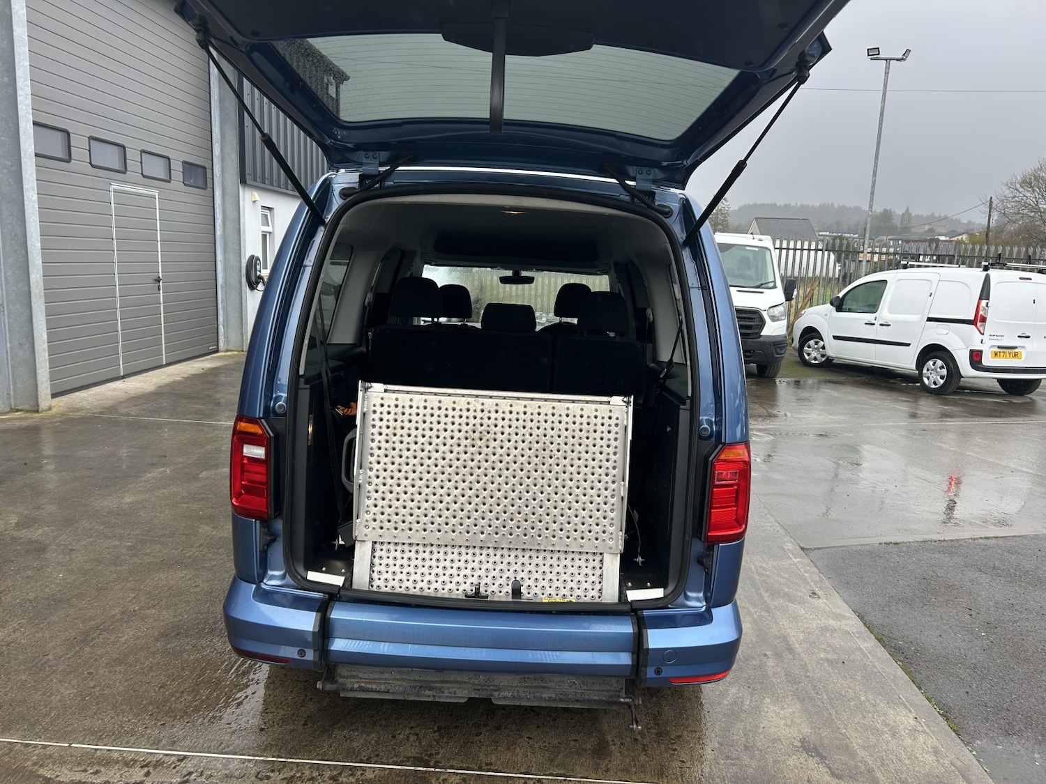 Used Volkswagen Caddy Maxi Life 2019 for sale - 77915758: Photo 9