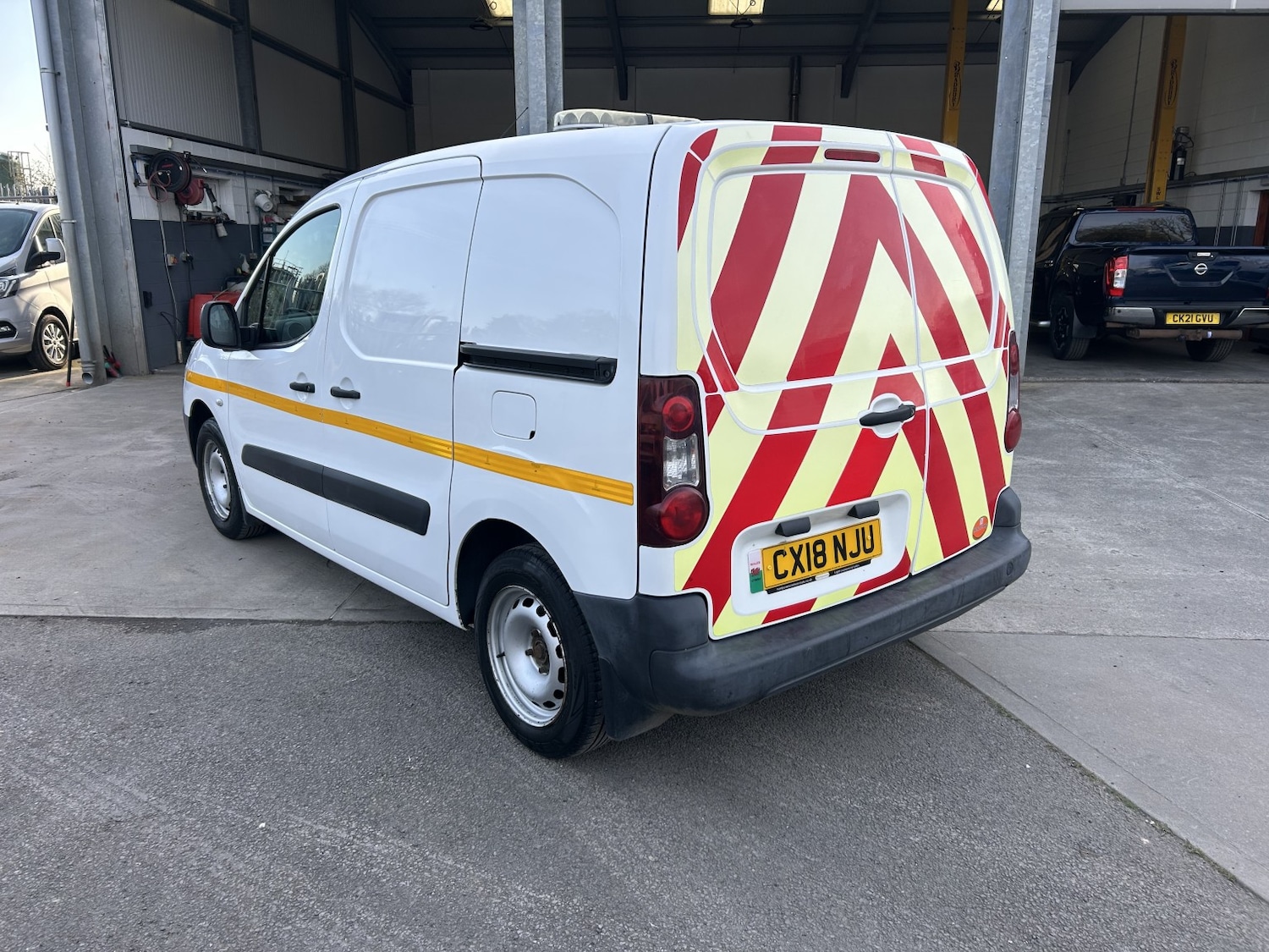 Used Peugeot Partner 2018 for sale - 77962022: Photo 3