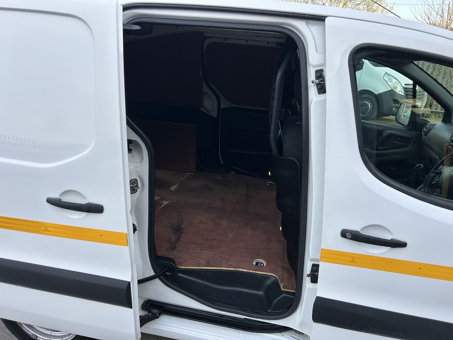 Used Peugeot Partner 2018 for sale - 77962022: Photo 9