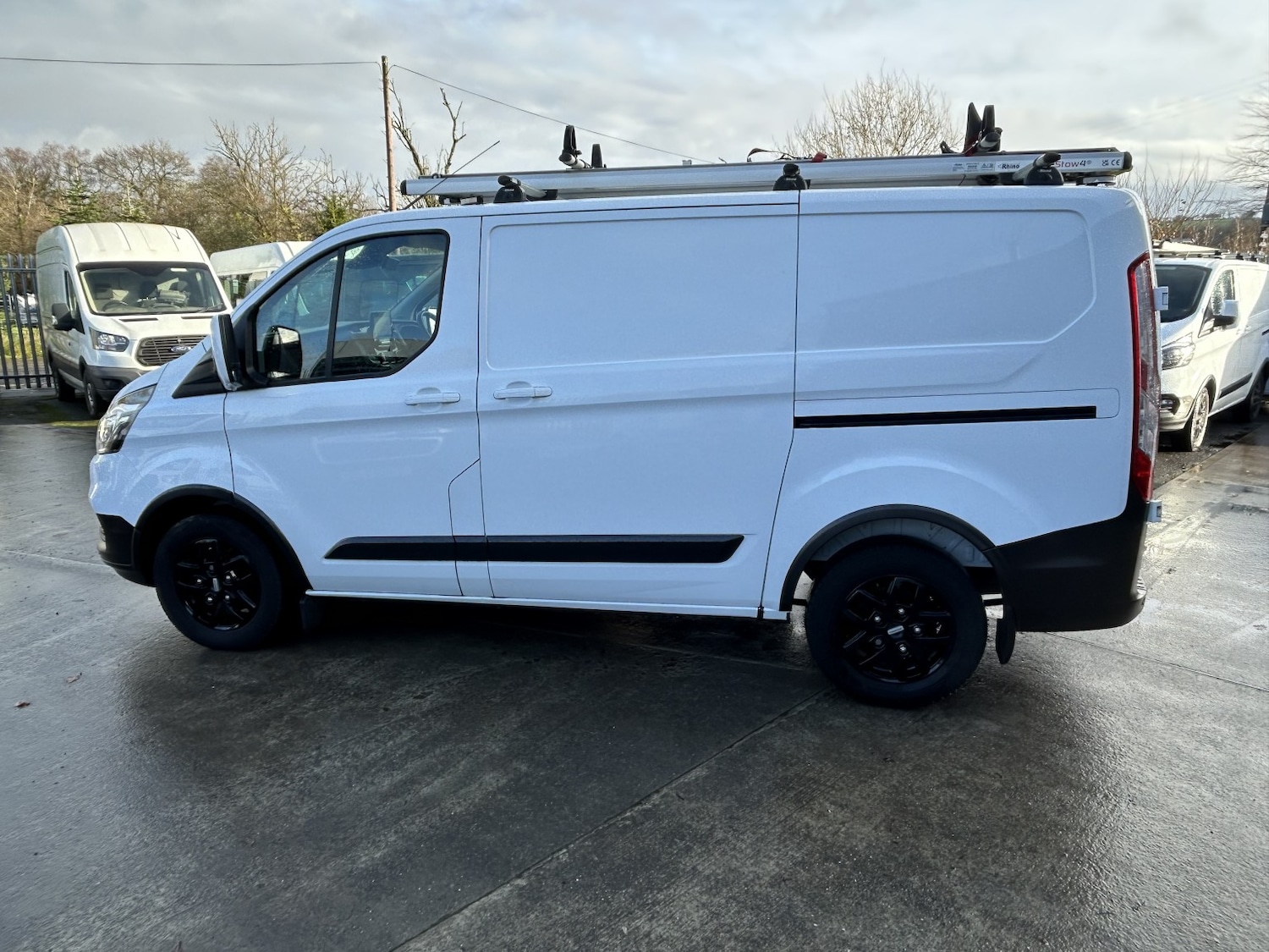 Used Ford Transit Custom 2022 for sale - 76853512: Photo 2