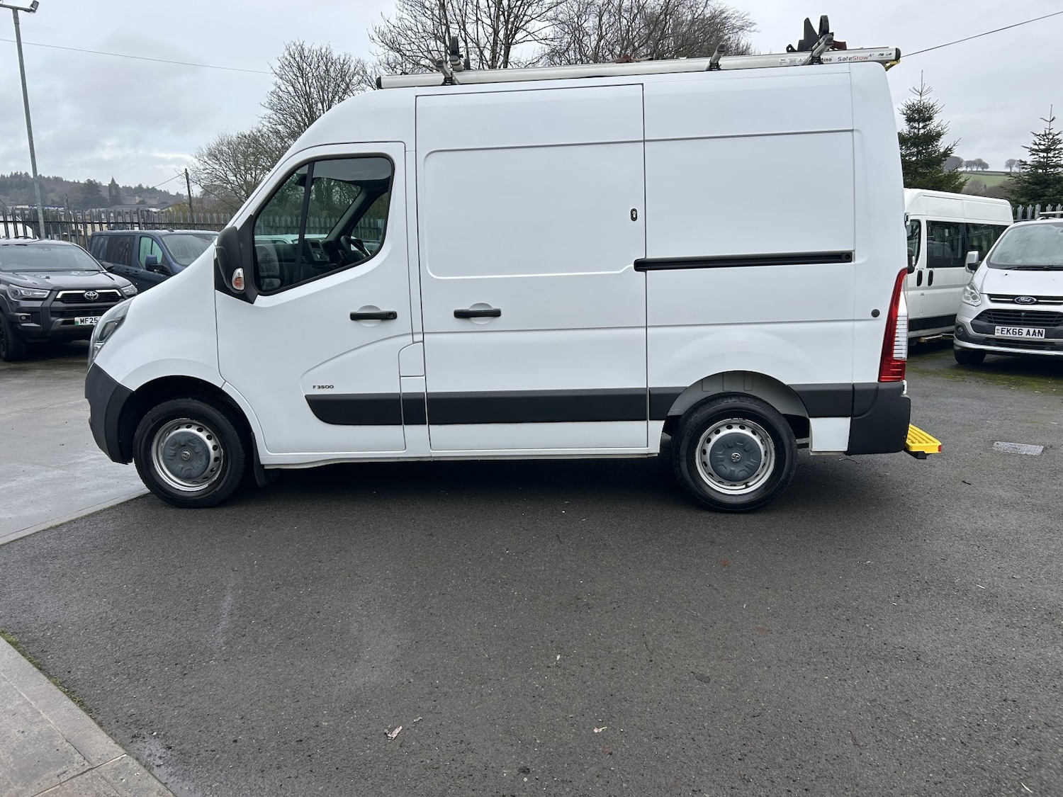 Used Vauxhall Movano 2020 for sale - 77398353: Photo 2