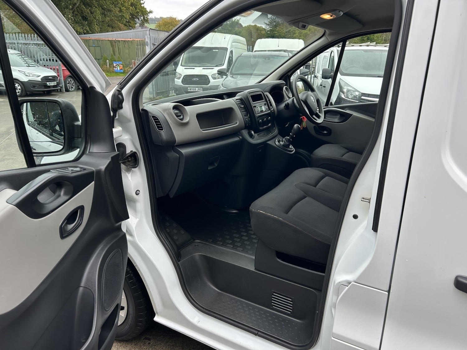Used Renault Trafic 2019 for sale - 76421877: Photo 9