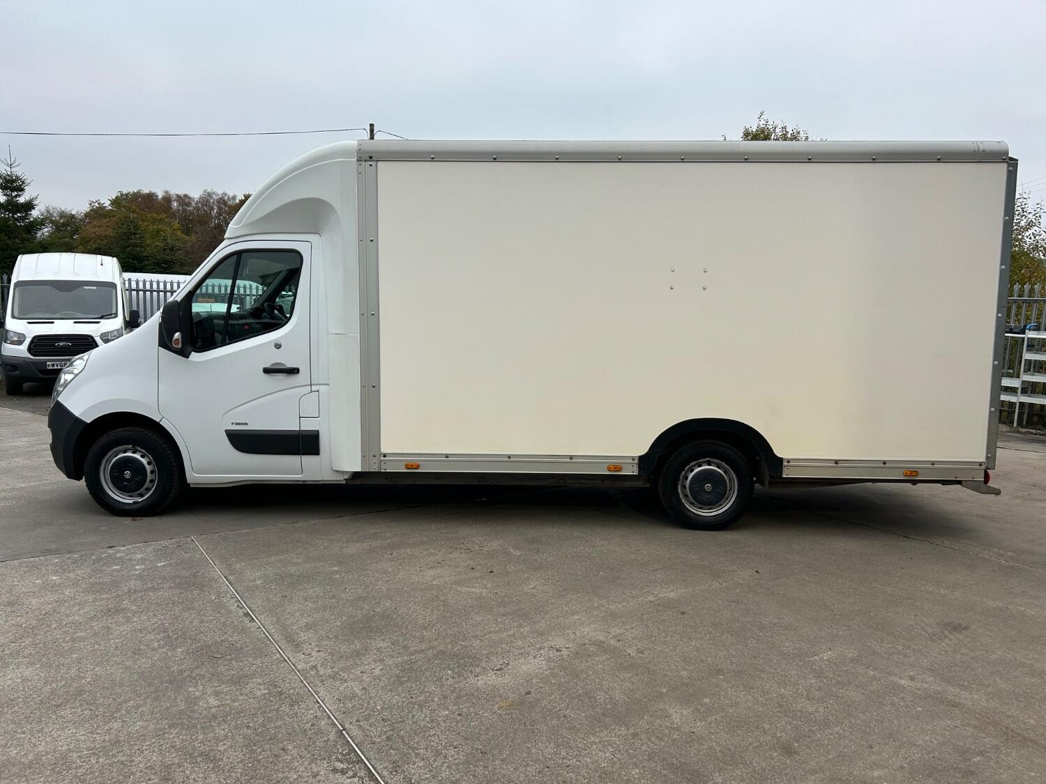 Used Vauxhall Movano 2018 for sale - 76319458: Photo 2