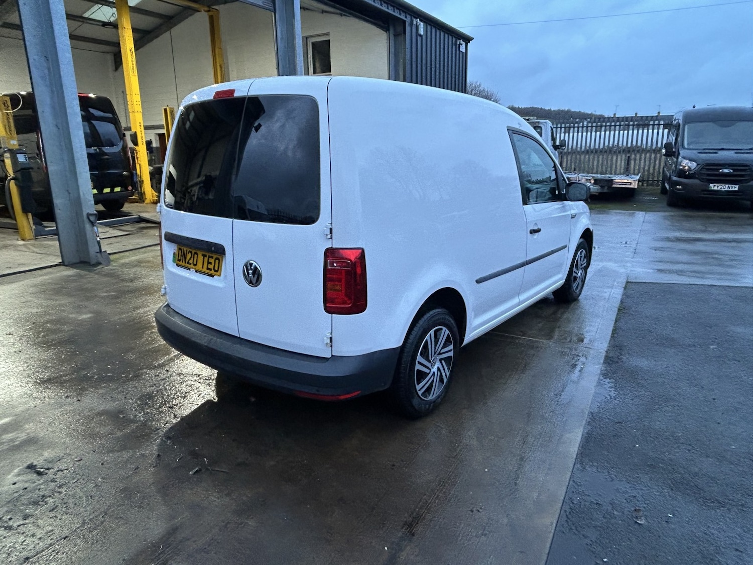 Used Volkswagen Caddy 2020 for sale - 76904638: Photo 4