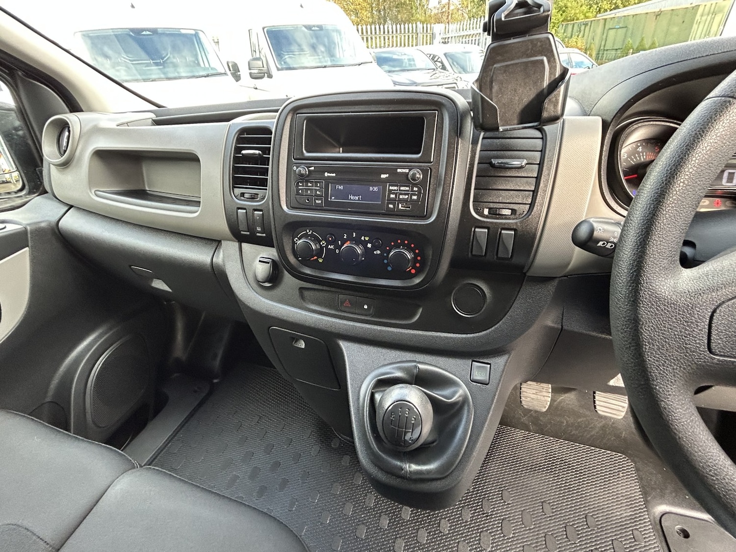 Used Renault Trafic 2017 for sale - 76421886: Photo 16