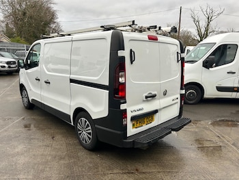 Used Vauxhall Vivaro 2016 for sale - 76205660: Photo