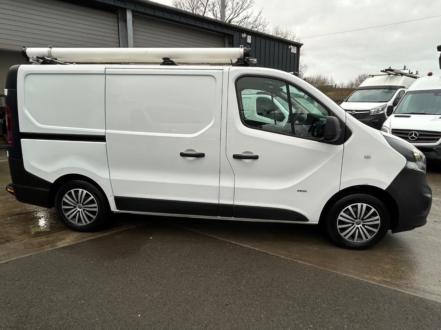 Used Vauxhall Vivaro 2016 for sale - 76205660: Photo 5