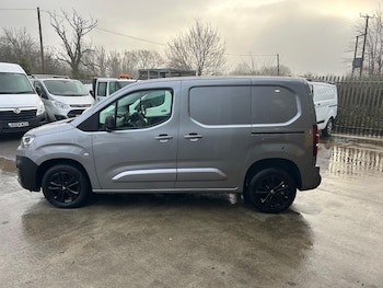 Used Citroen Berlingo 2023 for sale - 76769249: Photo