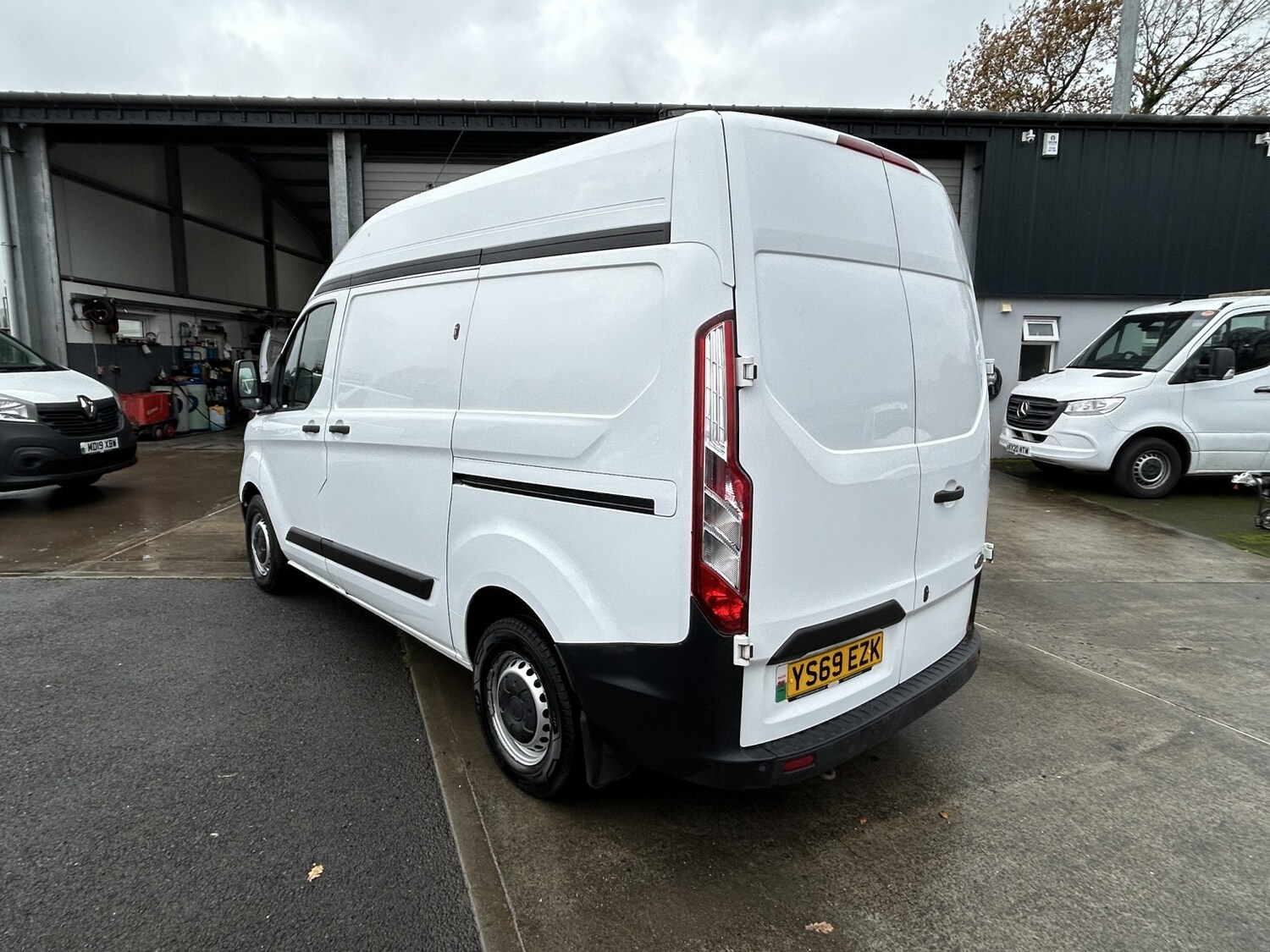 Used Ford Transit Custom 2020 for sale - 76565136: Photo 3