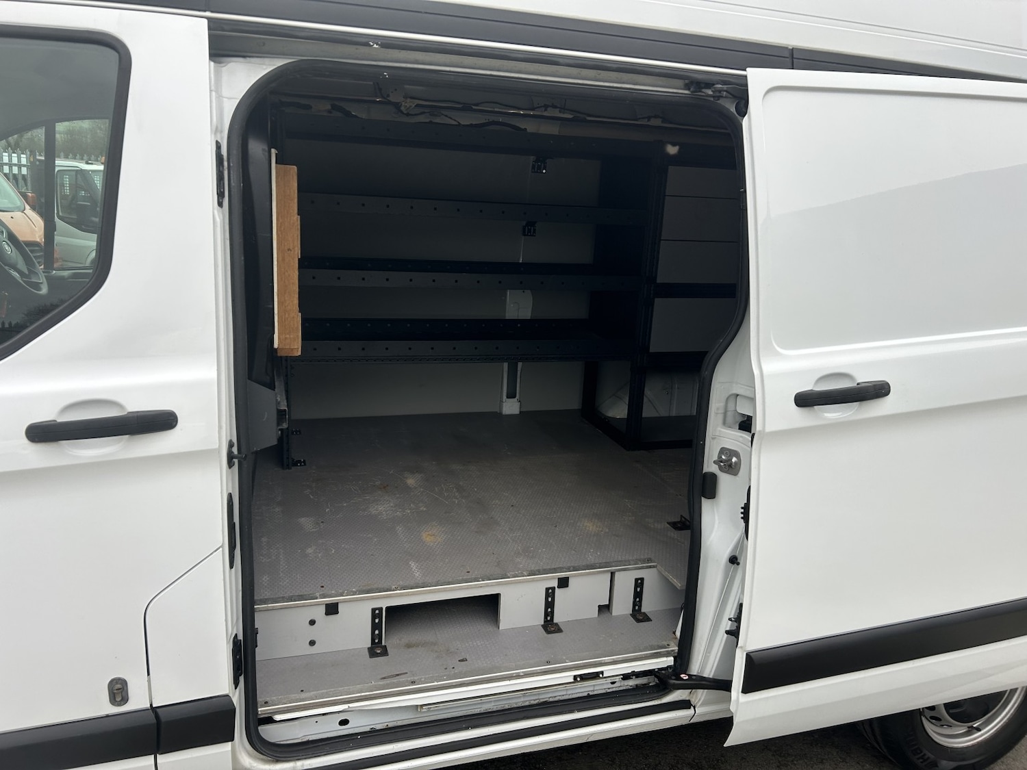 Used Ford Transit Custom 2020 for sale - 77398348: Photo 8