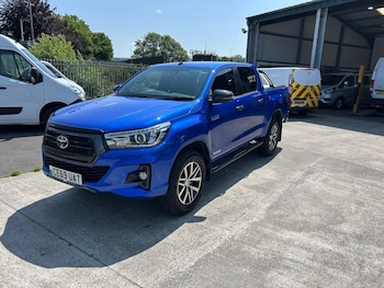 Used Toyota Hilux 2019 for sale - 75168115: Photo