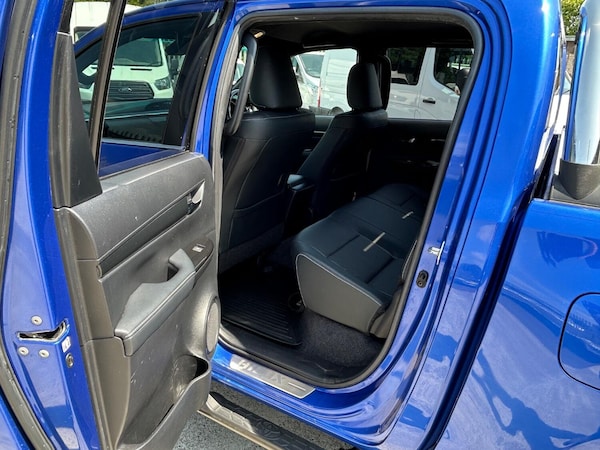 Used Toyota Hilux 2019 for sale - 75168115: Photo 9