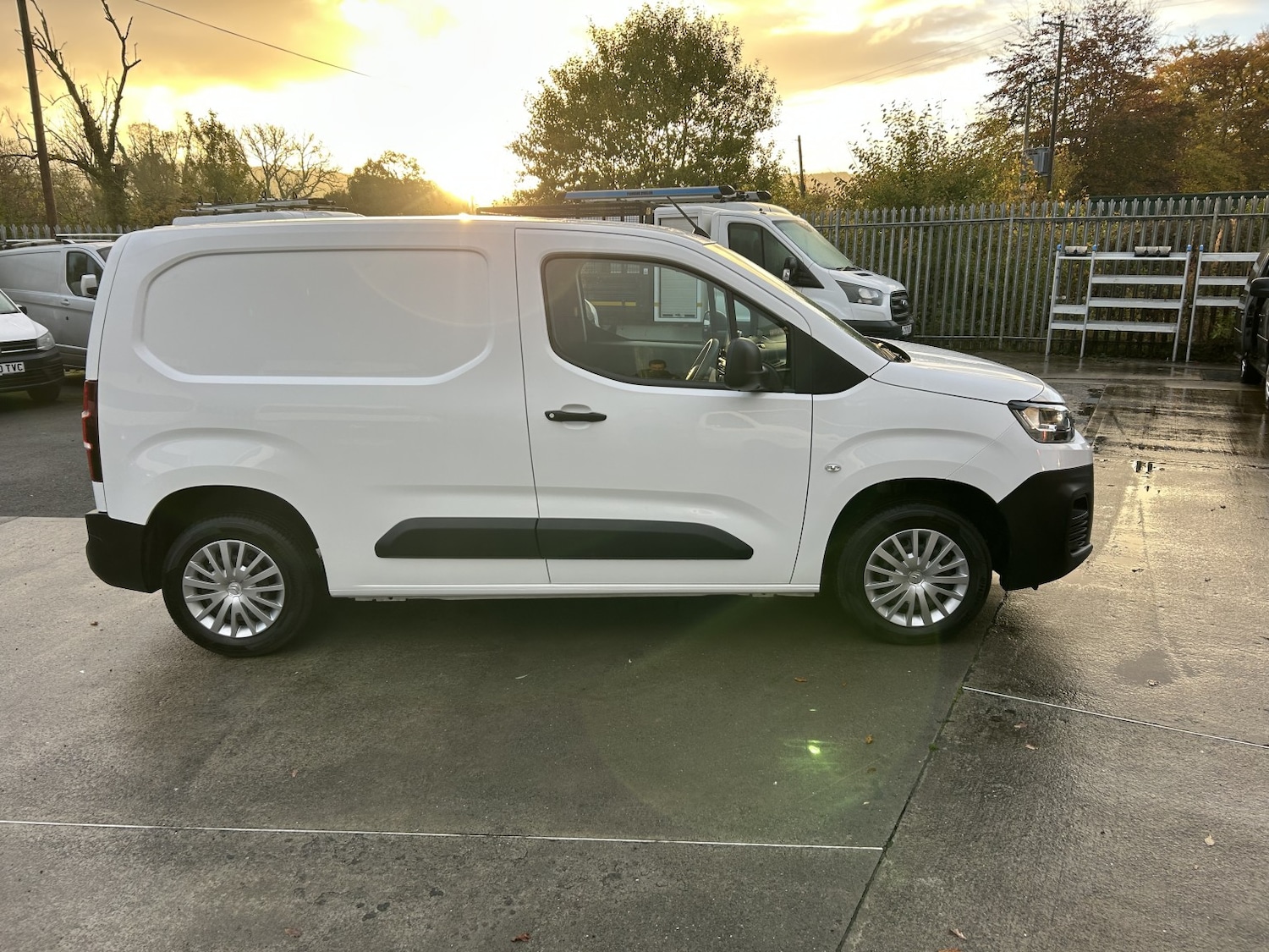Used Citroen Berlingo 2021 for sale - 76347119: Photo 5