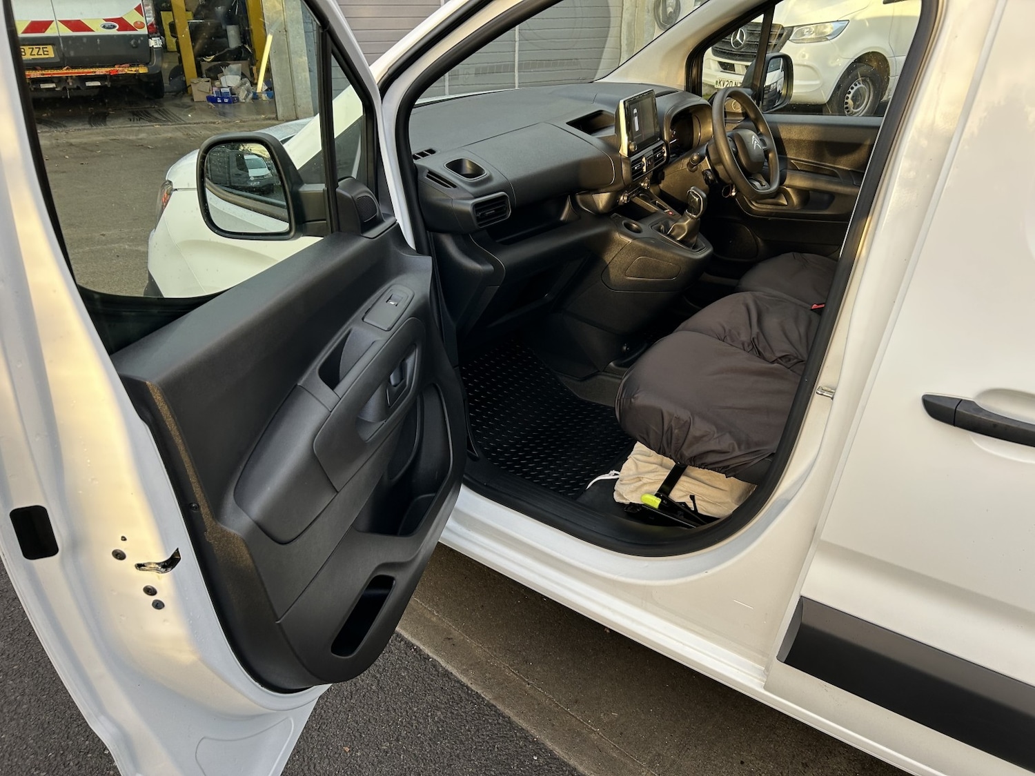 Used Citroen Berlingo 2021 for sale - 76347119: Photo 9