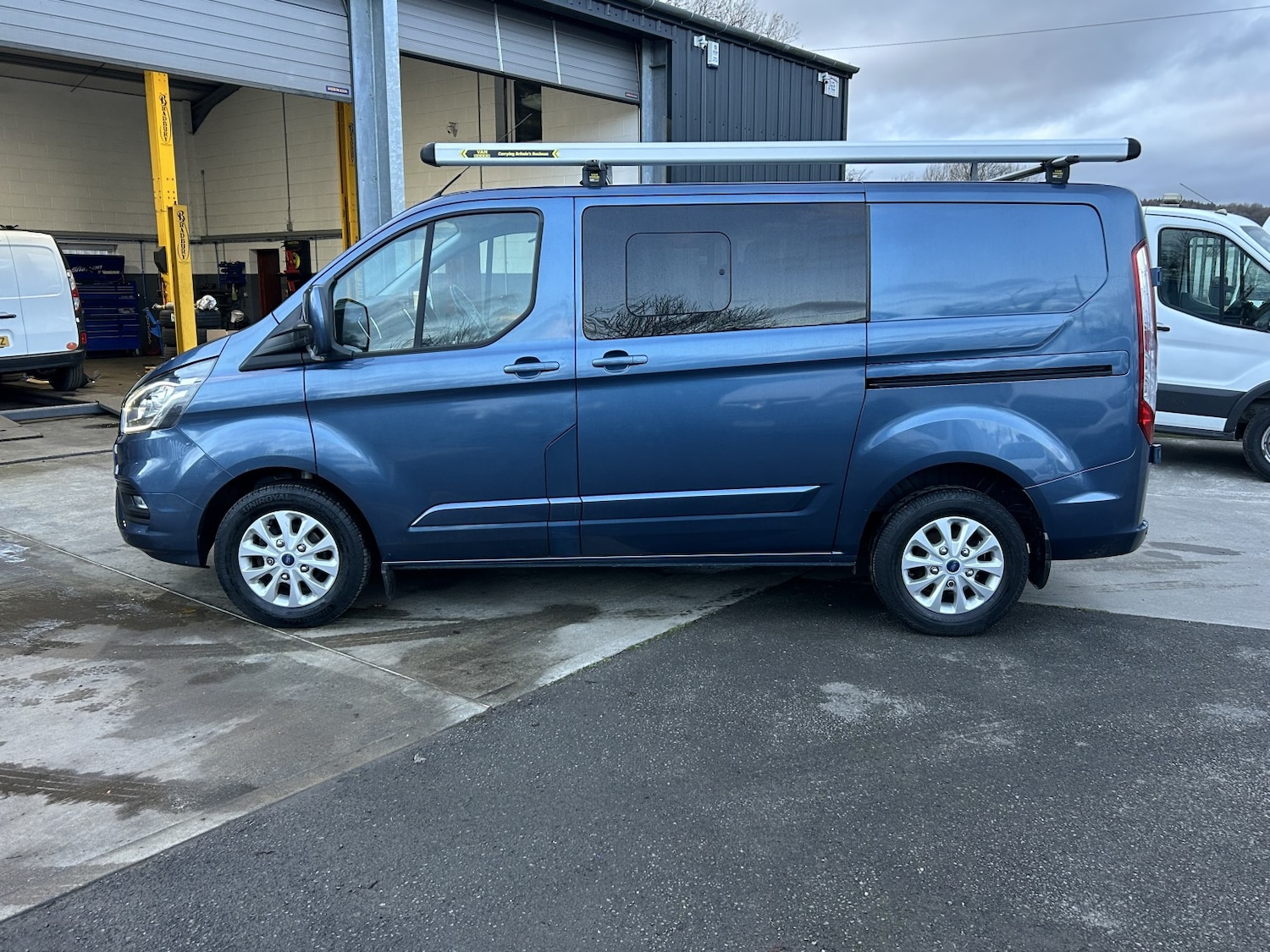 Used Ford Transit Custom 2018 for sale - 77023167: Photo 2