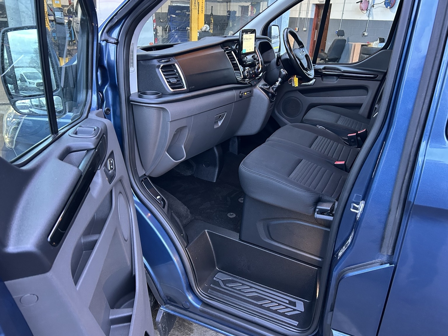 Used Ford Transit Custom 2018 for sale - 77023167: Photo 8