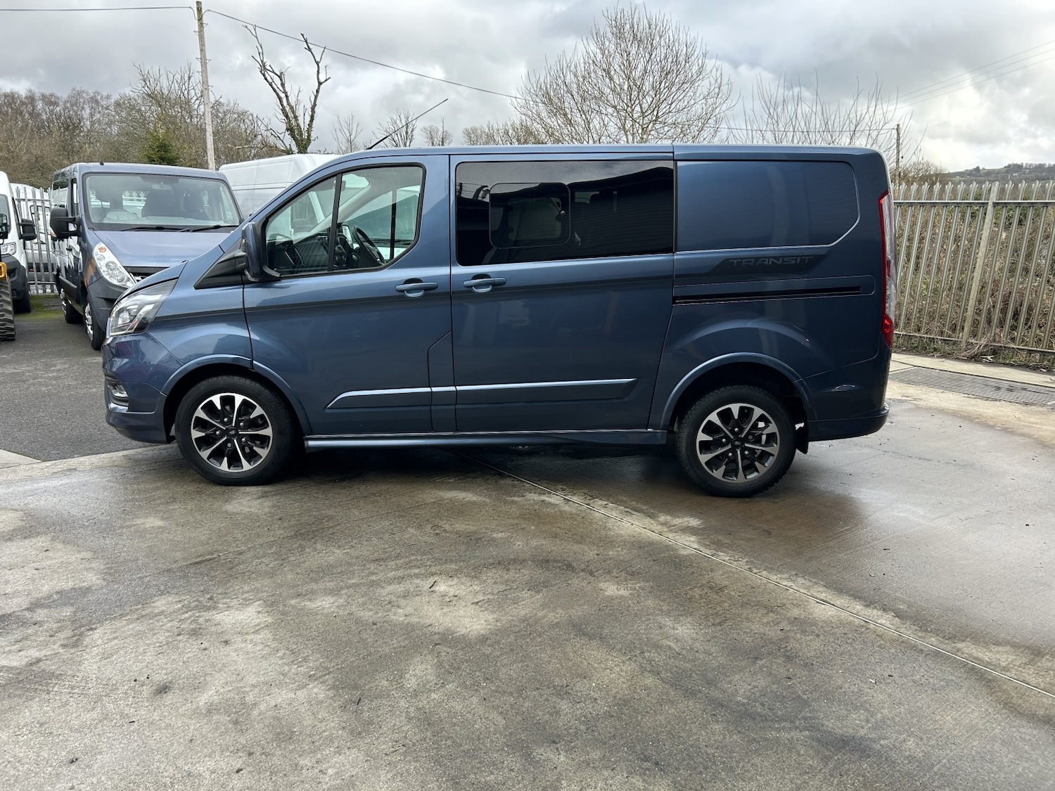 Used Ford Transit Custom 2022 for sale - 77541688: Photo 2